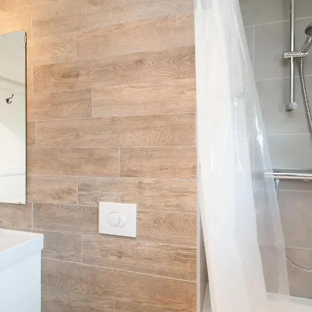 Charming Holiday In Amidst Nature * Warmenhuizen