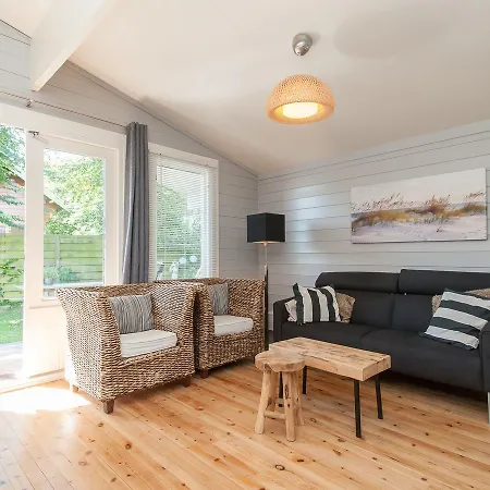 Hébergement de vacances Charming Holiday In Amidst Nature Warmenhuizen