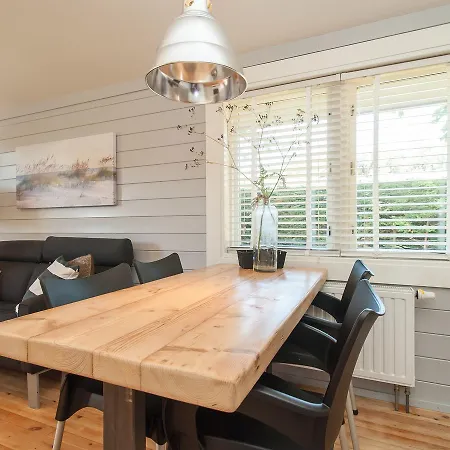 Charming Holiday In Amidst Nature * Warmenhuizen
